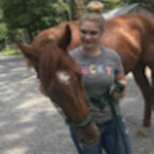 Meet your Posher, Lauren